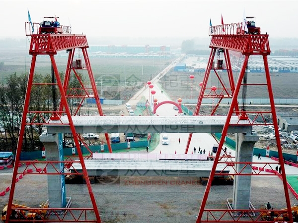 提梁機(jī)